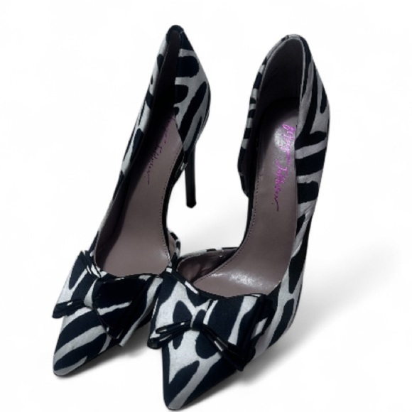 Betsey Johnson Prince D'Orsay Bow Pumps Zebra Print Sz 8.5 Women - Picture 2 of 10